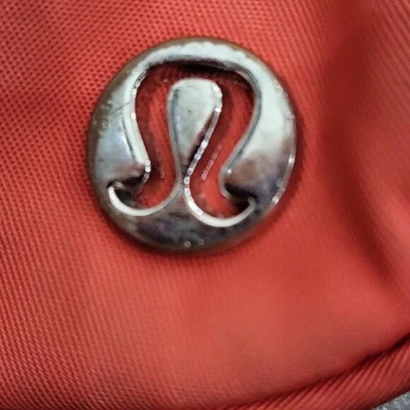 Lululemon everything belt bag - Picture 3 of 7